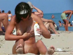 Find-Best-Tits.com presents: Thesandfly sexy beach fun!