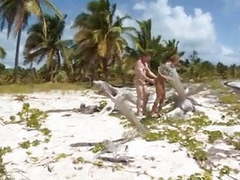 Find-Best-Tits.com presents: Beach sex