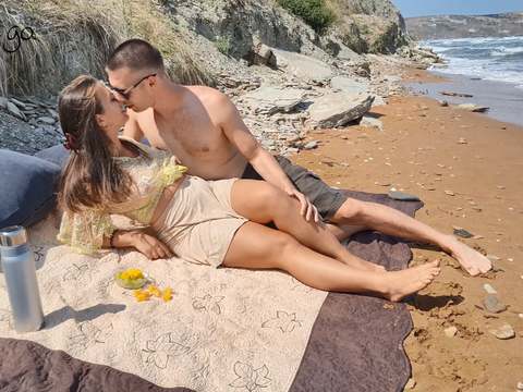 Find-Best-Tits.com presents: Sex on the beach