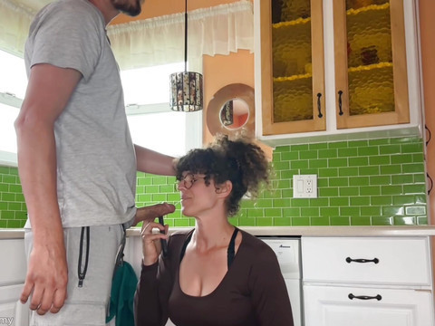 Find-Best-Tits.com presents: Stepmom caught and continued on facetime