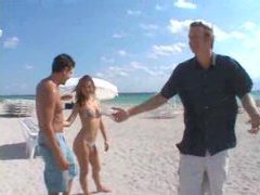 Find-Best-Tits.com presents: Finding a slut on the beach to bang