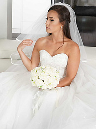 Find-Best-Tits.com presents: Bootylicious bride Kelsi Monroe screws a handsome officiant on her wedding day